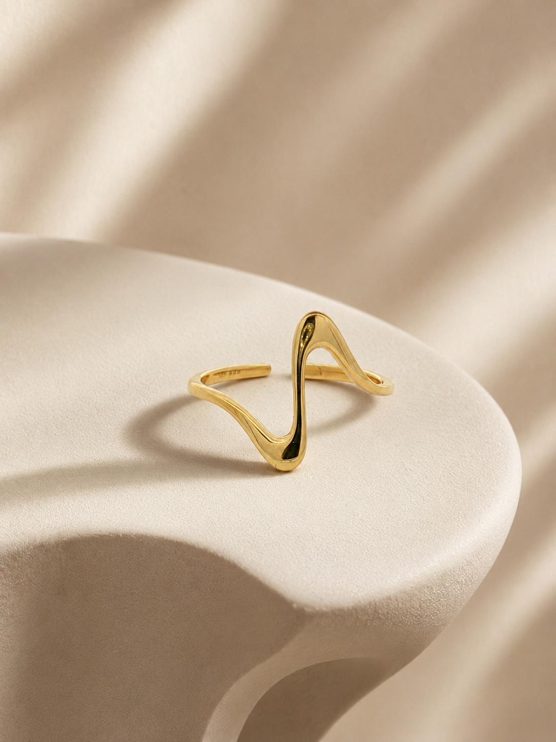 Wave Ring