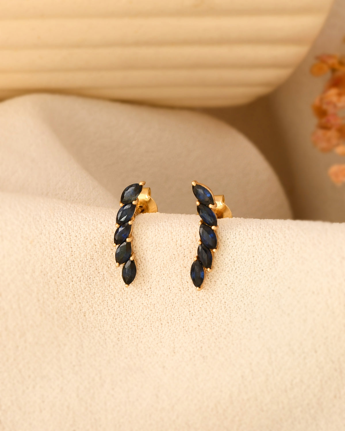Tiny Flex Earrings