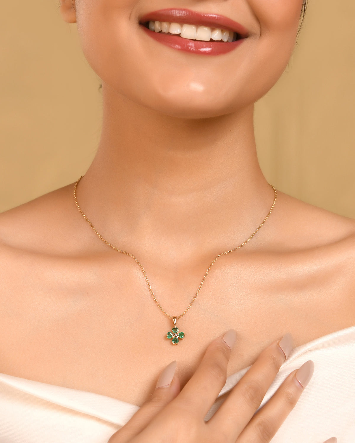 Emerald Clover Necklace