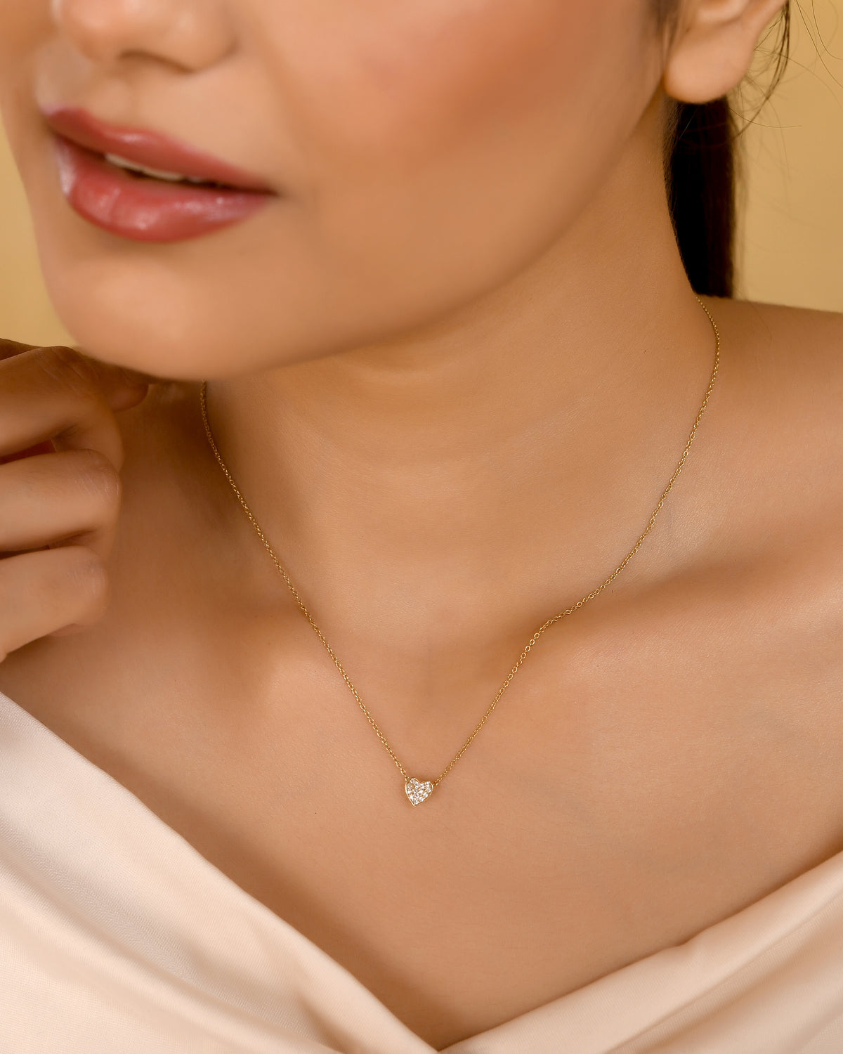 Minimal Heart Necklace